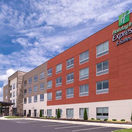 Holiday Inn Express & Suites Farmville By Ihg Esterno foto
