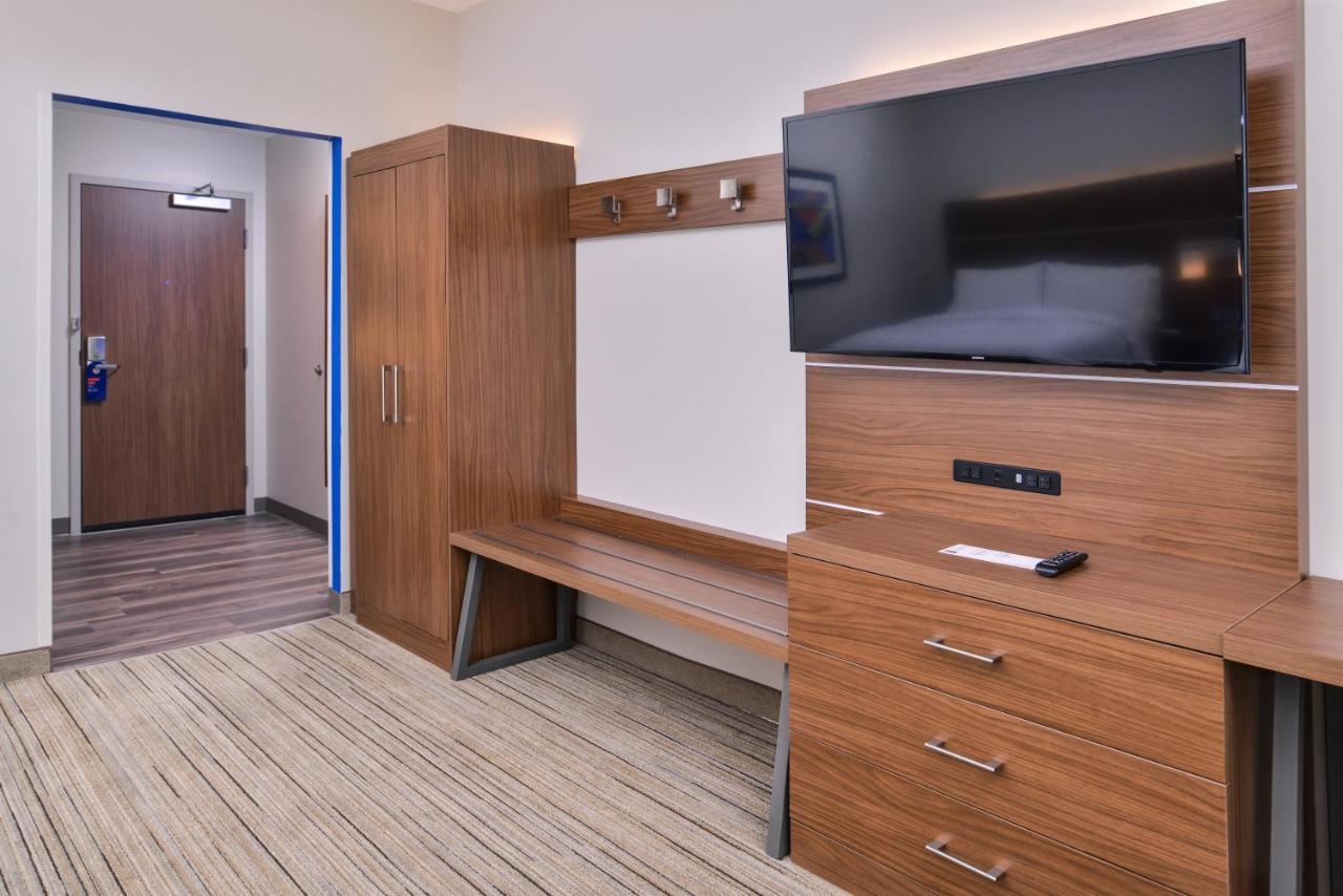 Holiday Inn Express & Suites Farmville By Ihg Esterno foto