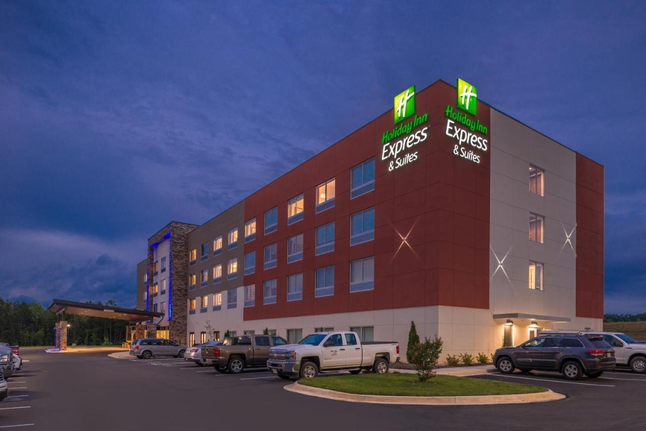 Holiday Inn Express & Suites Farmville By Ihg Esterno foto