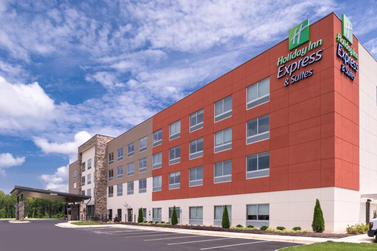Holiday Inn Express & Suites Farmville By Ihg Esterno foto
