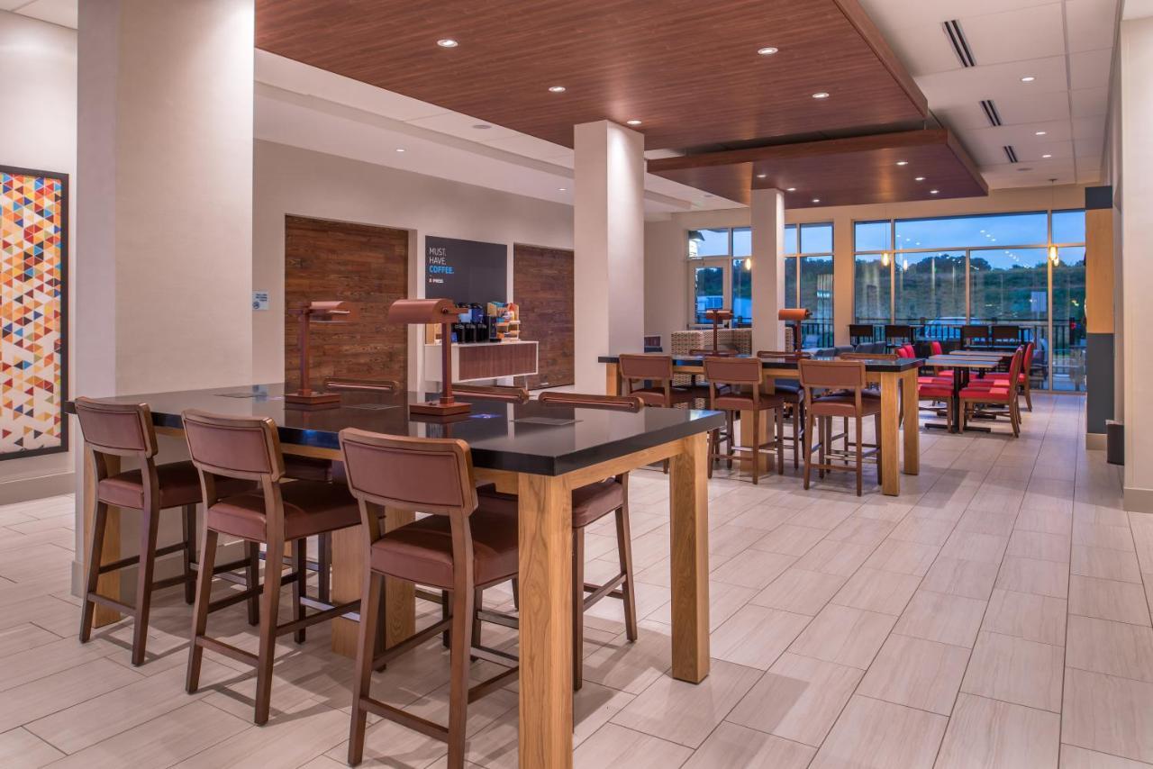 Holiday Inn Express & Suites Farmville By Ihg Esterno foto